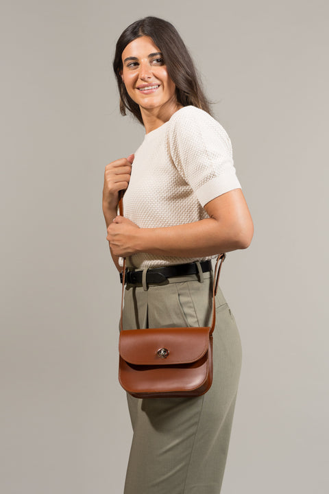Tan Leather Shoulder Bag - Chroma