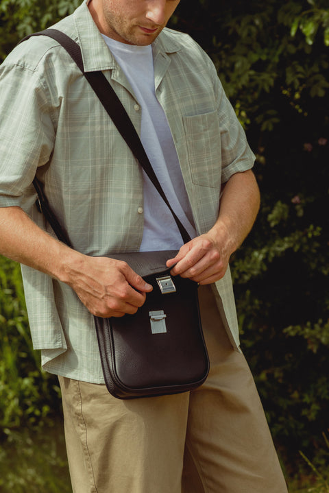 Bennet Black Leather Messenger Bag