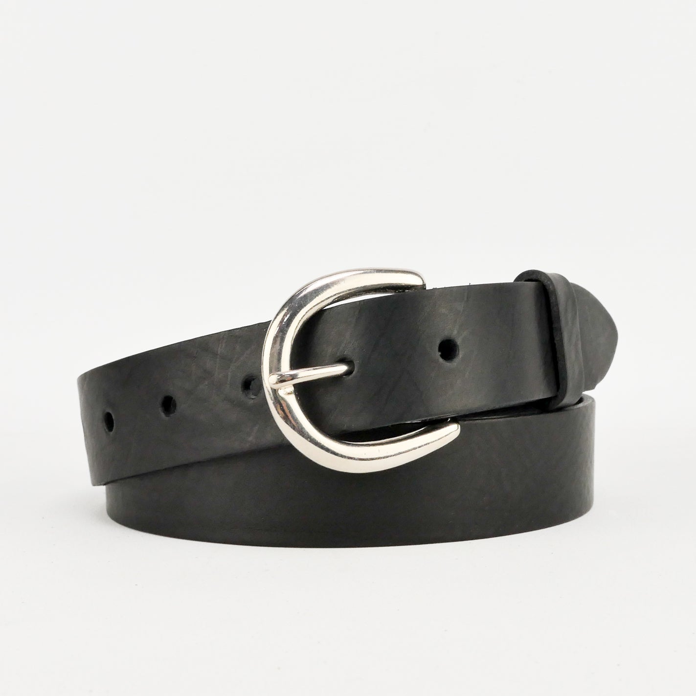 1 1/4" Classic Black Leather Belt, super versatile for jeans or trousers.