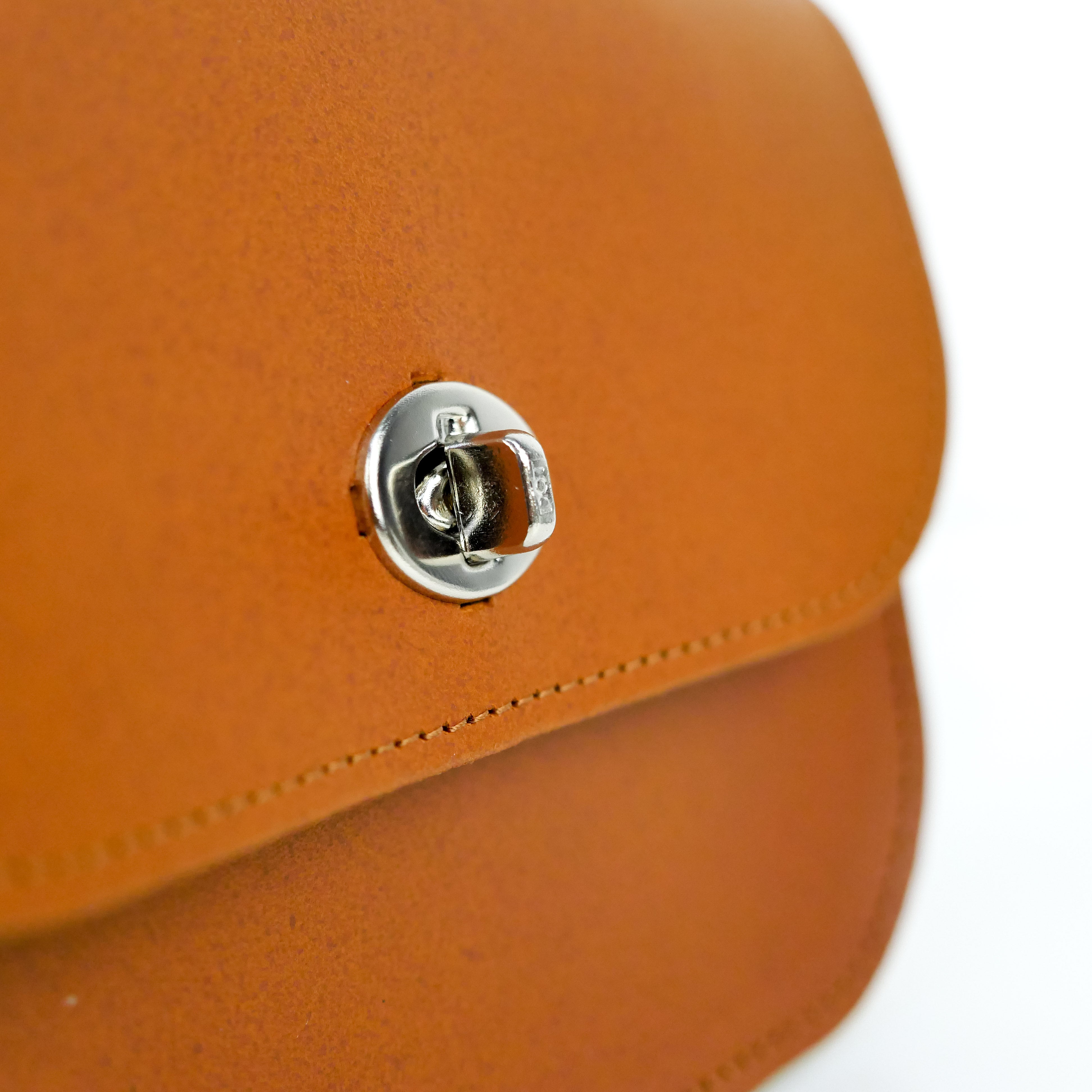Tan Leather Shoulder Bag -  Chroma