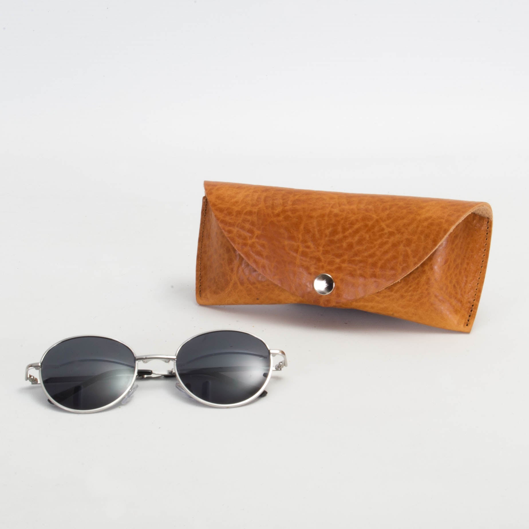 Leather Sunglasses Case - Antique Tan
